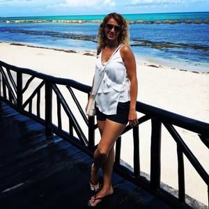 Meet your Posher, Maryam